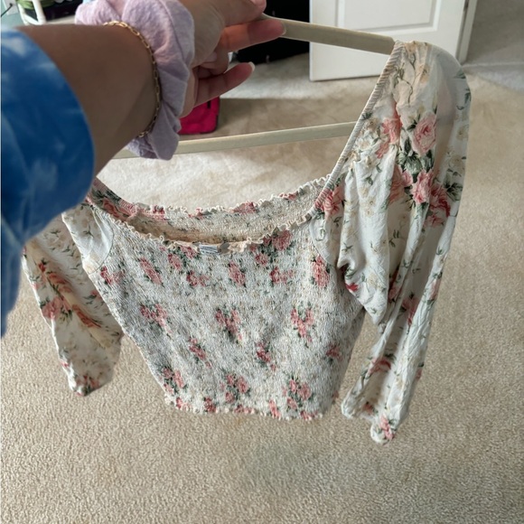 Cute preppy top - Picture 2 of 2